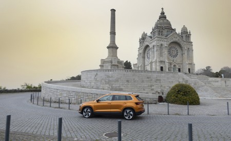 2022 Škoda Karoq Style Side Wallpapers 450x275 (41)