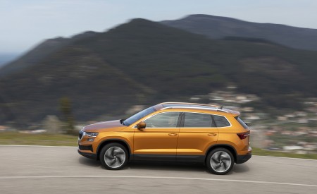 2022 Škoda Karoq Style Side Wallpapers 450x275 (18)
