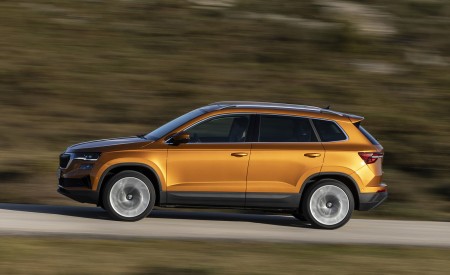 2022 Škoda Karoq Style Side Wallpapers 450x275 (19)