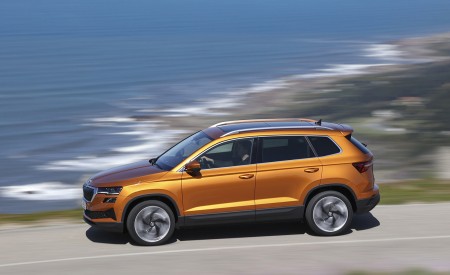 2022 Škoda Karoq Style Side Wallpapers  450x275 (22)