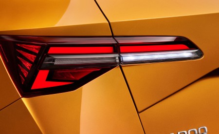 2022 Škoda Karoq Style Tail Light Wallpapers 450x275 (113)