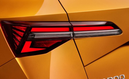 2022 Škoda Karoq Style Tail Light Wallpapers 450x275 (110)