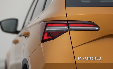 2022 Škoda Karoq Style Tail Light Wallpapers  450x275 (68)
