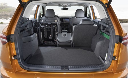 2022 Škoda Karoq Style Trunk Wallpapers 450x275 (86)
