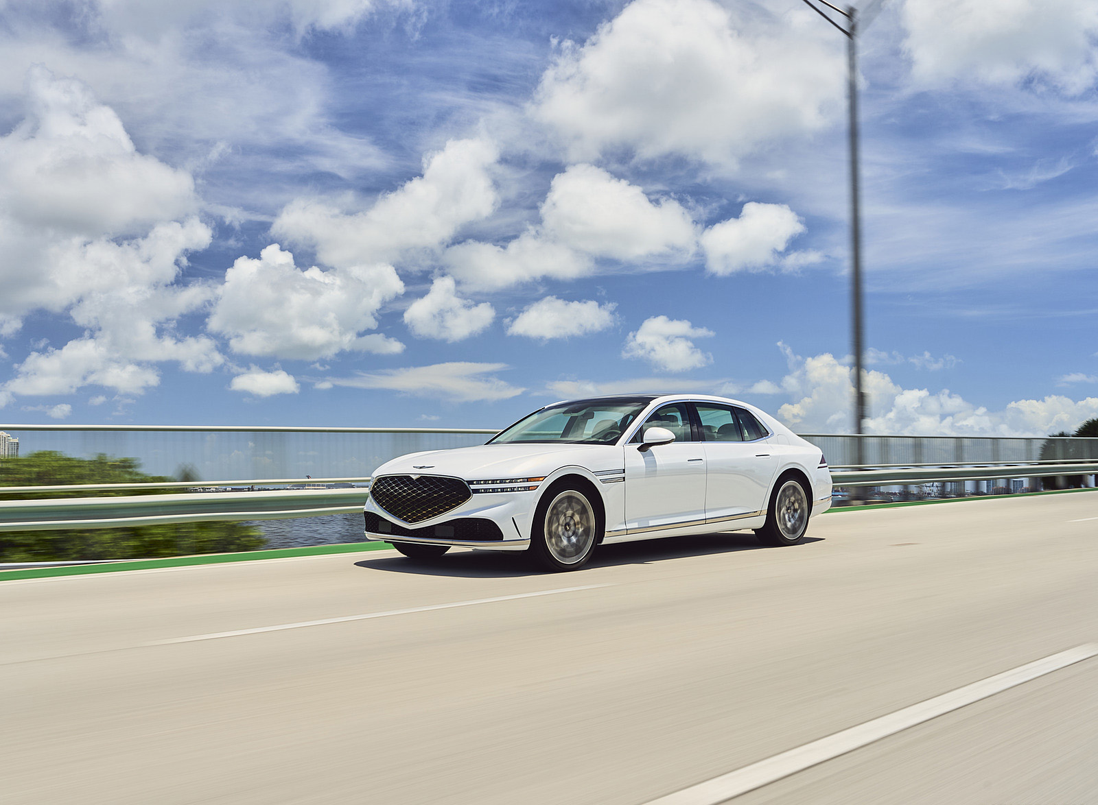 2023 Genesis G90 Front Three-Quarter Wallpapers  (8)