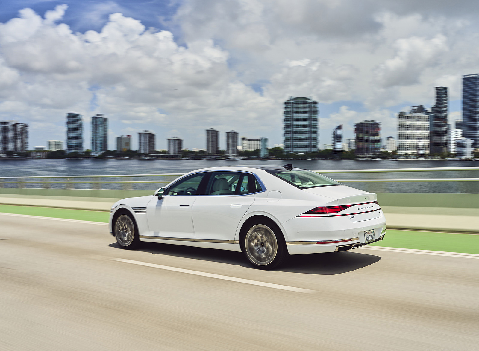 2023 Genesis G90 Rear Three-Quarter Wallpapers (8)