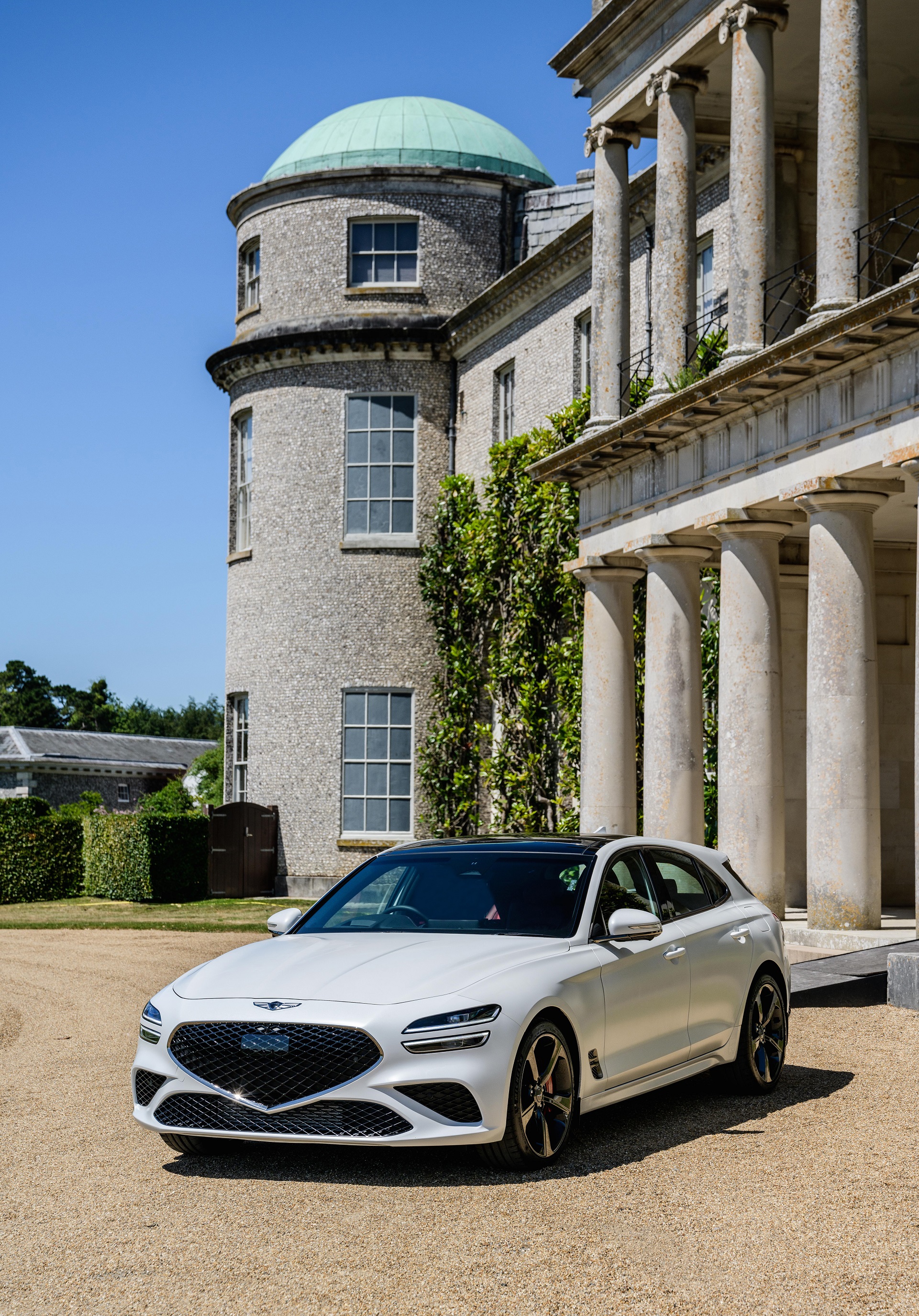 2022 Genesis G70 Shooting Brake UK version Front Three-Quarter Wallpapers (11)