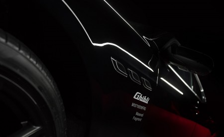 2022 Maserati Ghibli Fragment Special Edition Detail Wallpapers 450x275 (7)