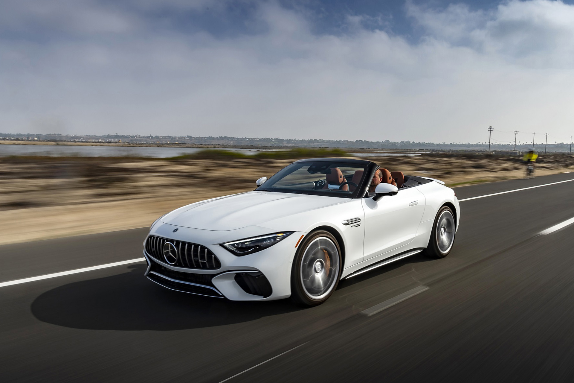 2022 Mercedes-AMG SL 55 4Matic+ (US-Spec) Front Three-Quarter Wallpapers (4)