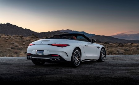 2022 Mercedes-AMG SL 55 4Matic+ US version Rear Three-Quarter Wallpapers 450x275 (37)