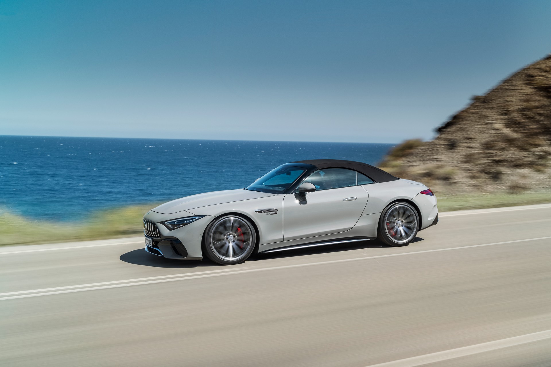 2022 Mercedes-AMG SL 55 4Matic+ (US-Spec) Side Wallpapers (6)