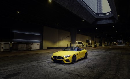 2022 Mercedes-AMG SL 63 4Matic+ US version Front Three-Quarter Wallpapers 450x275 (25)