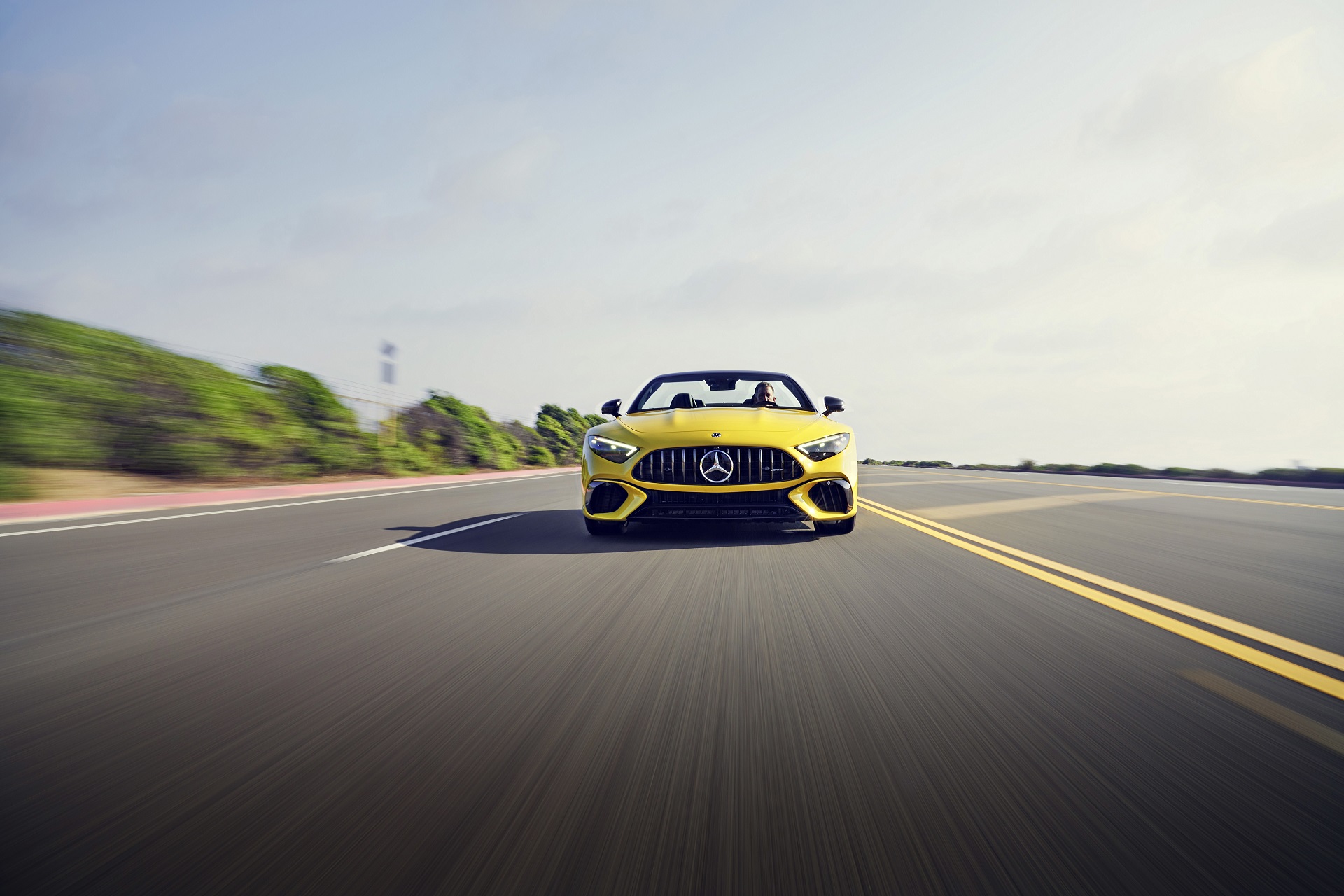 2022 Mercedes-AMG SL 63 4Matic+ (US-Spec) Front Wallpapers (4)
