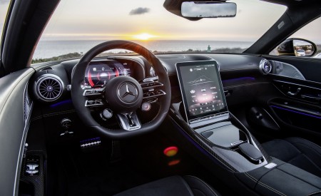2022 Mercedes-AMG SL 63 4Matic+ US version Interior Wallpapers 450x275 (36)