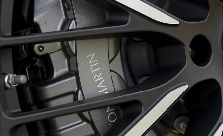 2023 Aston Martin DBX707 (Color: Plasma Blue) Brakes Wallpapers 450x275 (76)