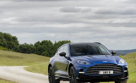 2023 Aston Martin DBX707 (Color: Plasma Blue) Front Three-Quarter Wallpapers 450x275 (61)