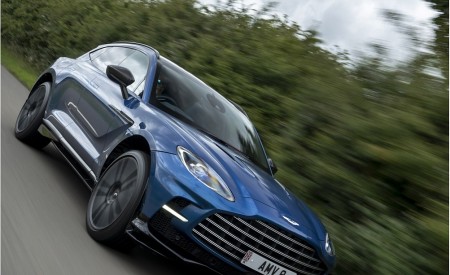 2023 Aston Martin DBX707 (Color: Plasma Blue) Front Three-Quarter Wallpapers 450x275 (37)