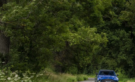 2023 Aston Martin DBX707 (Color: Plasma Blue) Front Wallpapers  450x275 (21)