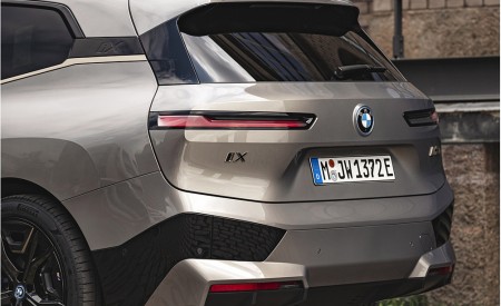 2023 BMW iX M60 Detail Wallpapers 450x275 (42)