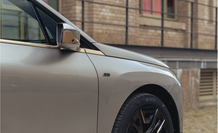 2023 BMW iX M60 Detail Wallpapers 450x275 (34)