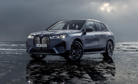 2023 BMW iX M60 Front Three-Quarter Wallpapers  450x275 (116)