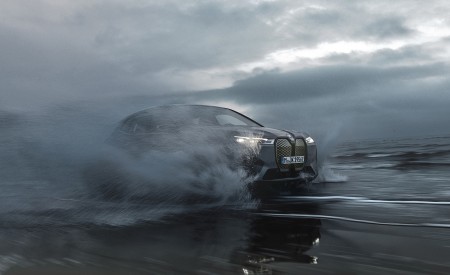 2023 BMW iX M60 Front Three-Quarter Wallpapers  450x275 (106)