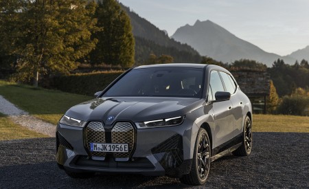 2023 BMW iX M60 Front Wallpapers 450x275 (150)
