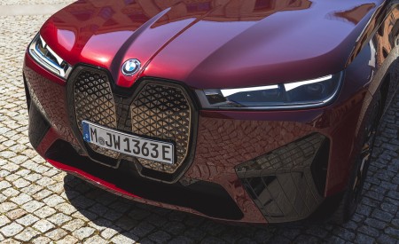 2023 BMW iX M60 Front Wallpapers 450x275 (76)