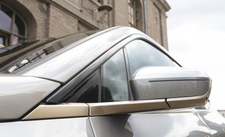 2023 BMW iX M60 Mirror Wallpapers 450x275 (36)