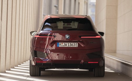 2023 BMW iX M60 Rear Wallpapers 450x275 (73)