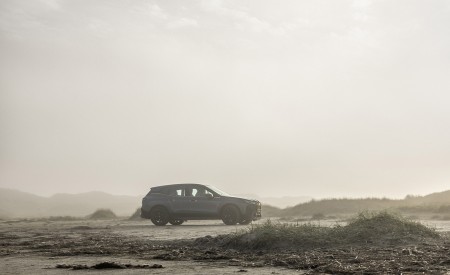 2023 BMW iX M60 Side Wallpapers  450x275 (127)