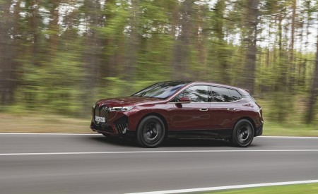 2023 BMW iX M60 Side Wallpapers  450x275 (5)