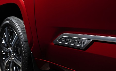 2023 Toyota Sequoia Capstone Badge Wallpapers 450x275 (109)