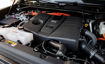 2023 Toyota Sequoia Capstone Engine Wallpapers 450x275 (53)