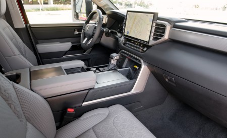 2023 Toyota Sequoia Limited Interior Wallpapers 450x275 (22)