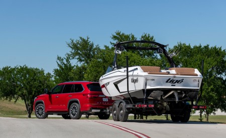 2023 Toyota Sequoia Limited Towing a Boat Wallpapers 450x275 (15)