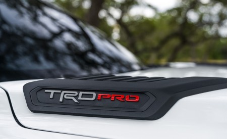 2023 Toyota Sequoia TRD Pro Badge Wallpapers 450x275 (107)