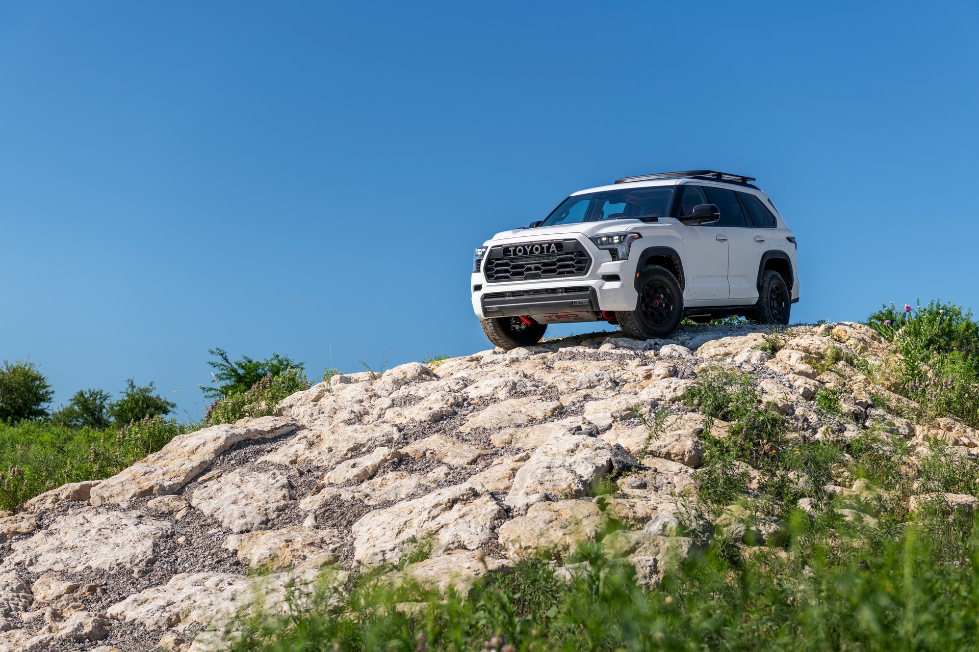 2023 Toyota Sequoia TRD Pro Front Three-Quarter Wallpapers #46 of 114