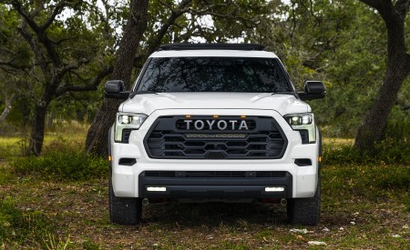 2023 Toyota Sequoia TRD Pro Front Wallpapers 450x275 (101)