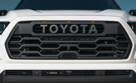 2023 Toyota Sequoia TRD Pro Grille Wallpapers 450x275 (106)