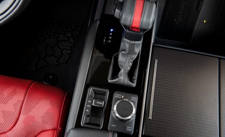 2023 Toyota Sequoia TRD Pro Interior Detail Wallpapers 450x275 (77)