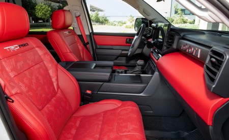 2023 Toyota Sequoia TRD Pro Interior Front Seats Wallpapers 450x275 (71)