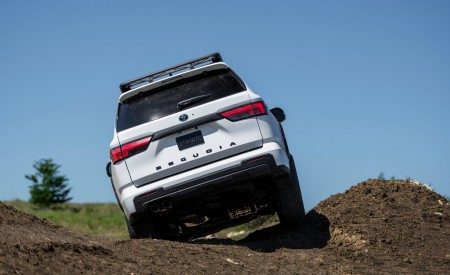 2023 Toyota Sequoia TRD Pro Off-Road Wallpapers 450x275 (41)