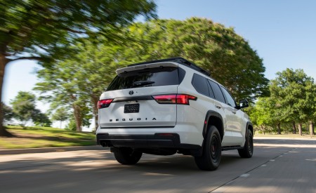 2023 Toyota Sequoia TRD Pro Rear Three-Quarter Wallpapers 450x275 (10)