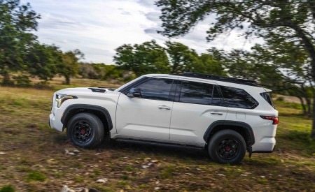 2023 Toyota Sequoia TRD Pro Side Wallpapers 450x275 (98)