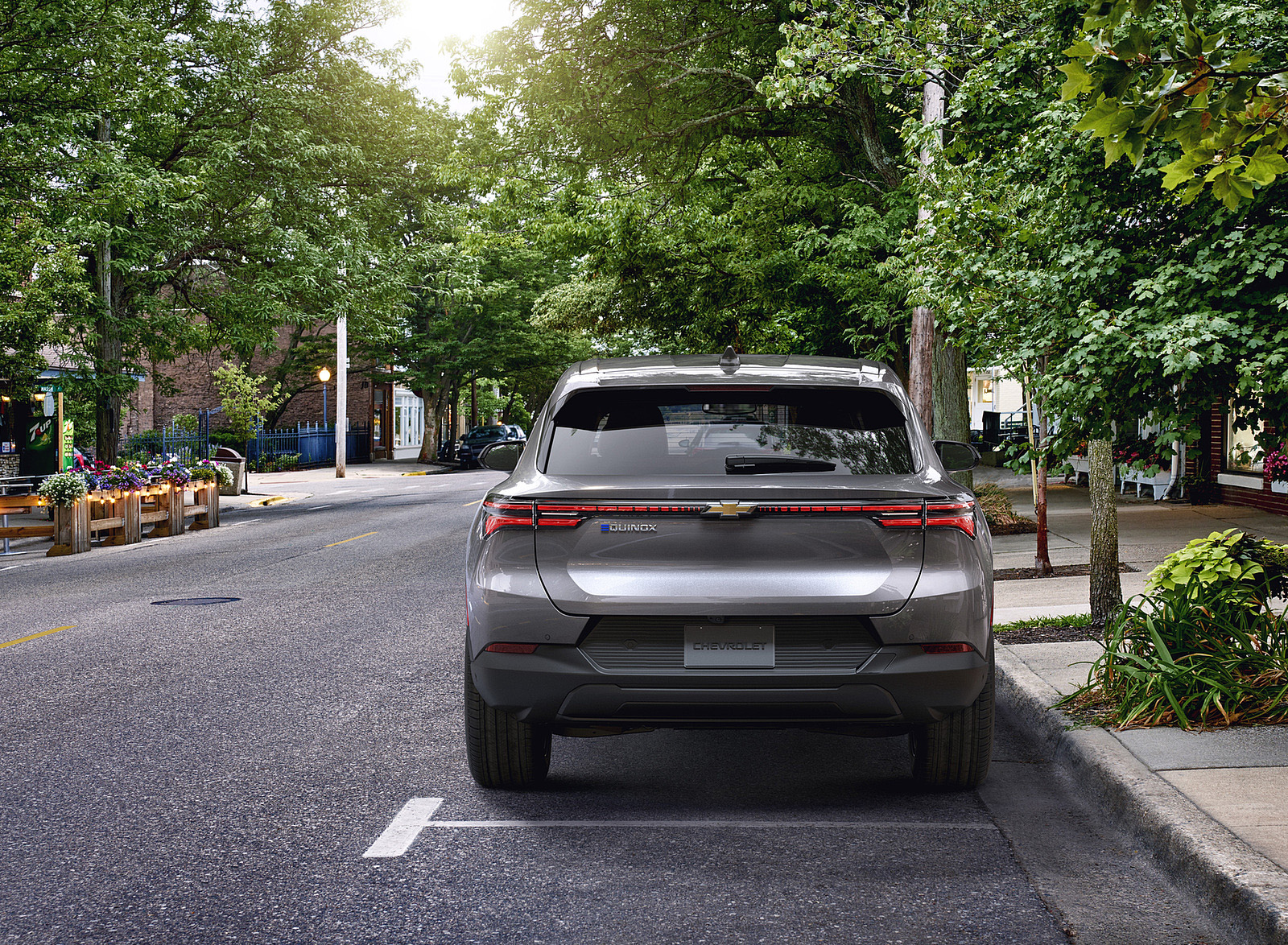 2024 Chevrolet Equinox EV 1LT Rear Wallpapers (5)