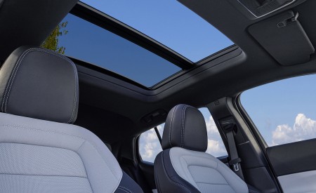 2024 Chevrolet Equinox EV 3LT Panoramic Roof Wallpapers 450x275 (25)