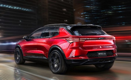 2024 Chevrolet Equinox EV Rear Three-Quarter Wallpapers 450x275 (2)