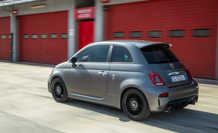 2022 Abarth F595 Rear Three-Quarter Wallpapers 450x275 (3)