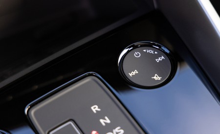 2022 Audi A3 (Color: Atoll Blue; US-Spec) Interior Detail Wallpapers 450x275 (54)